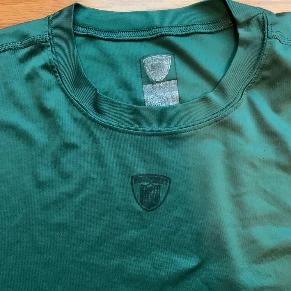 NFL 🏈 Reebok Workout Shirt - Picture 2 of 4